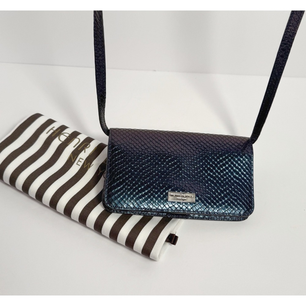 Henri Bendel New York Iridescent uptown crossbody/clutch with dust bag‎ EUC